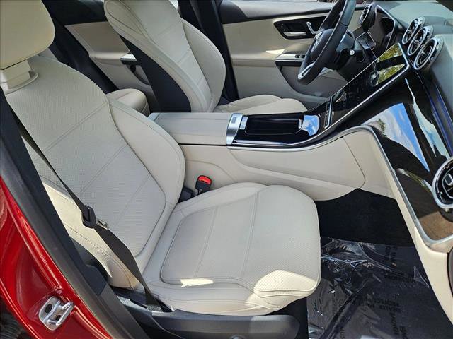 Used 2026 Mercedes-Benz GLC 300 image 19