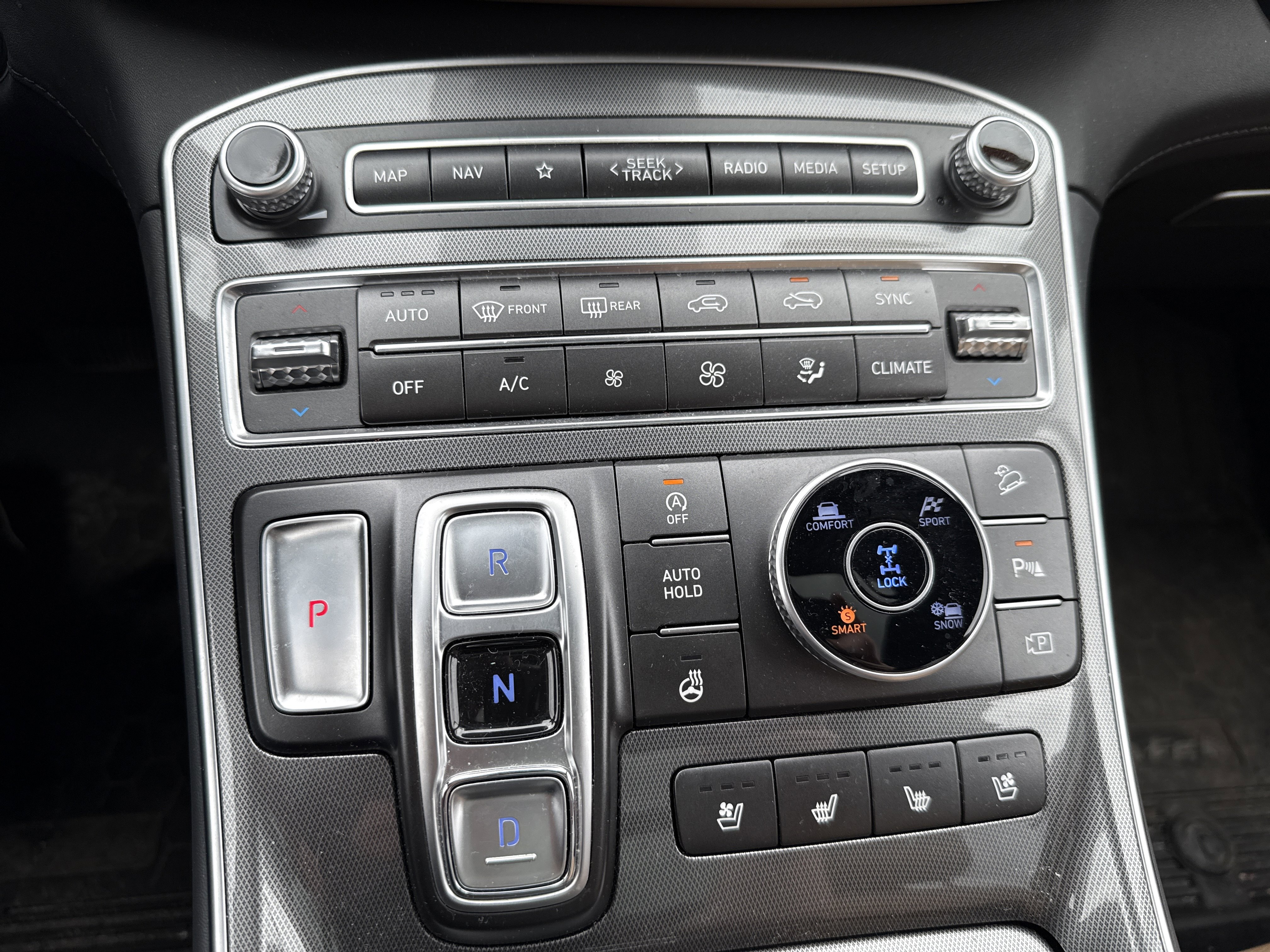 Used 2023 Hyundai Santa Fe Calligraphy image 25