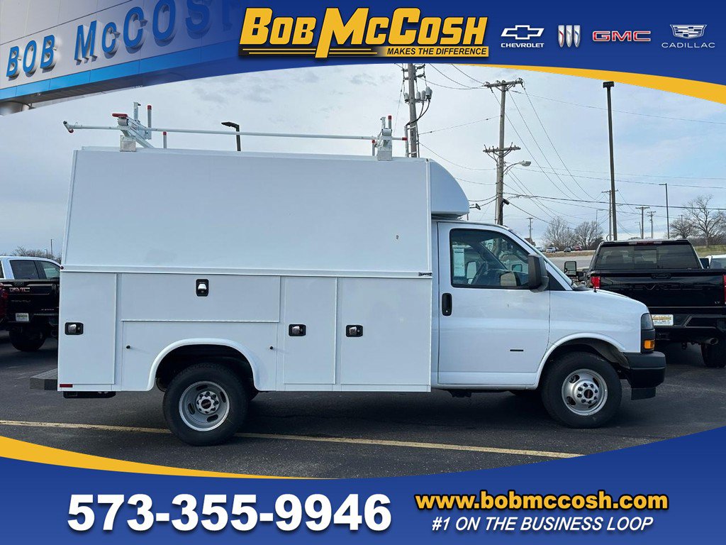 New 2024 GMC Savana 3500 w/ Power Convenience Package