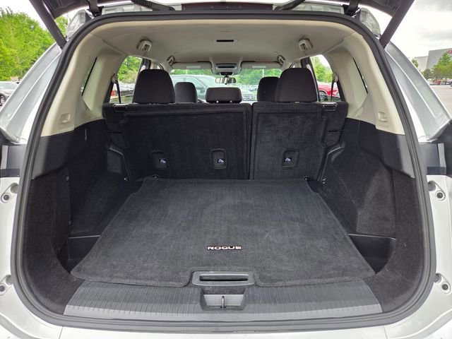 Used 2024 Nissan Rogue SV FWD image 14