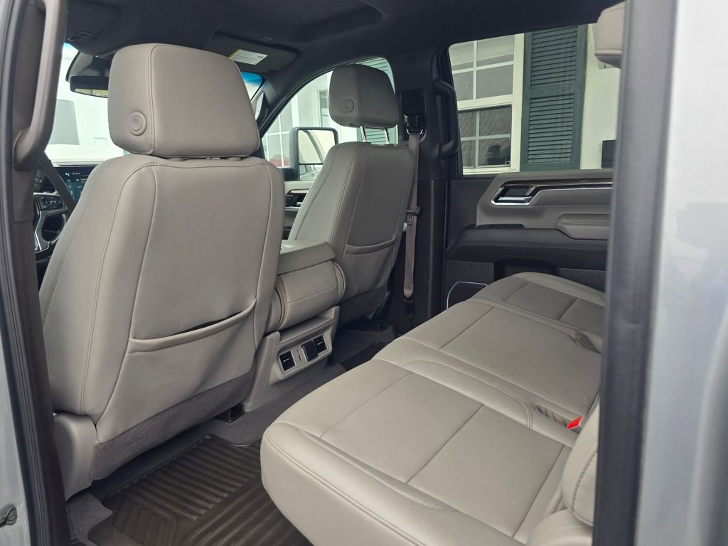 Used 2024 Chevrolet Silverado 2500 LT w/ Convenience Package image 19