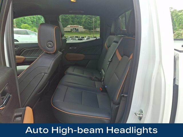 Used 2025 GMC Canyon AT4 w/ AT4 Premium Package AWD/4WD image 19