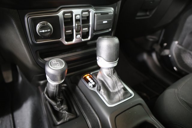 Used 2020 Jeep Gladiator Sport w/ Quick Order Package 24S image 21