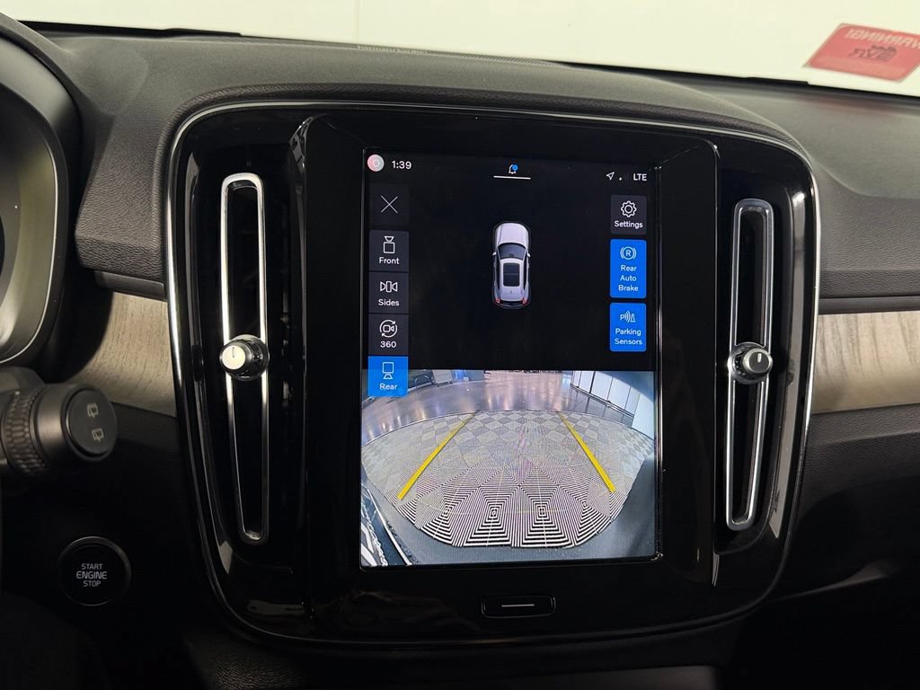 Used 2023 Volvo XC40 B5 Plus w/ Climate Package AWD/4WD image 21