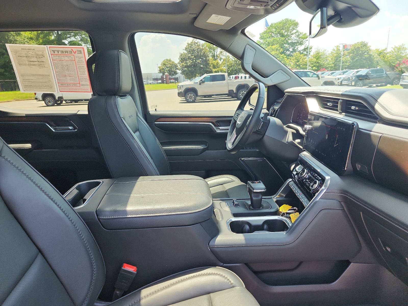 Certified 2024 GMC Sierra 1500 Denali AWD/4WD image 9