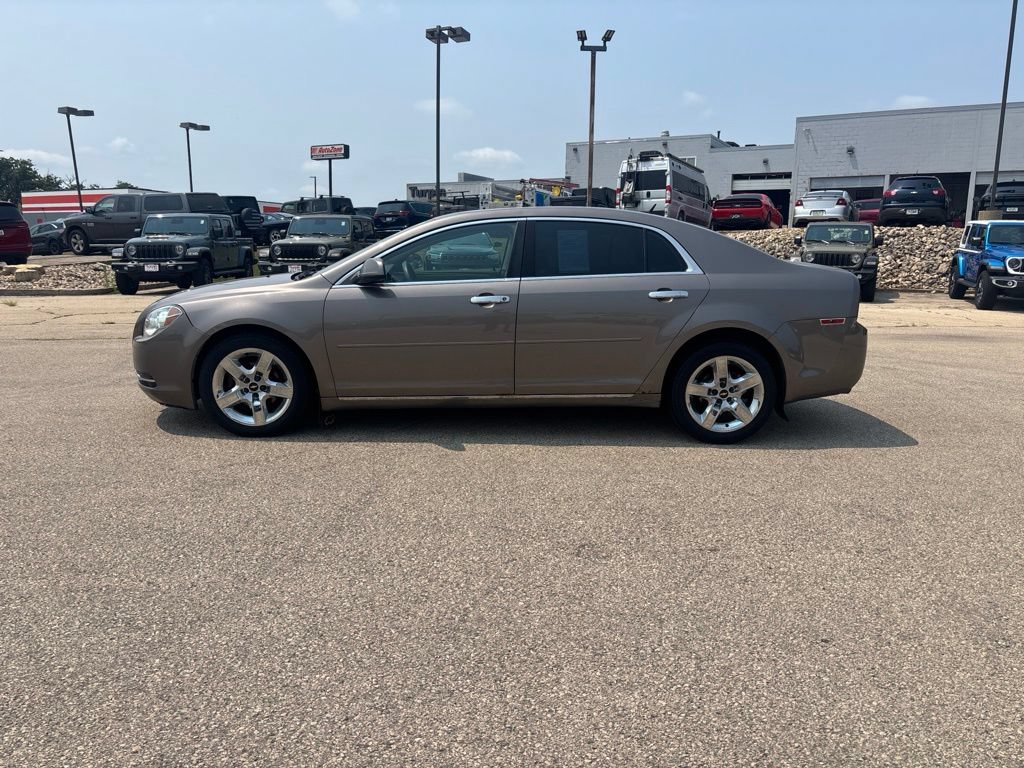 Used 2010 Chevrolet Malibu LT w/ Power Convenience Package FWD image 2