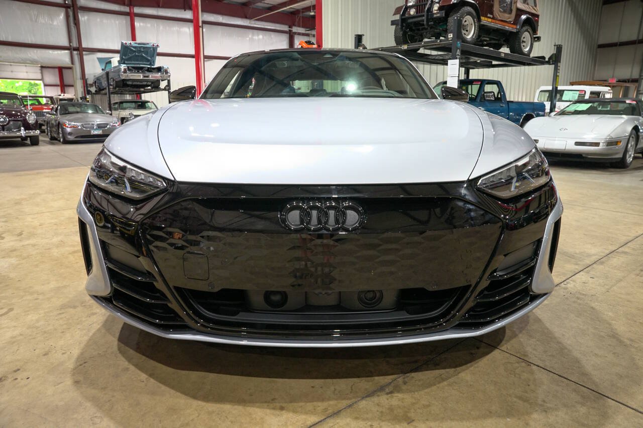 Used 2022 Audi e-tron GT Premium Plus w/ Performance Package AWD/4WD image 13