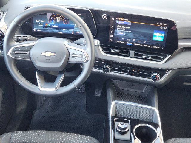 Used 2026 Chevrolet Equinox LT FWD image 27