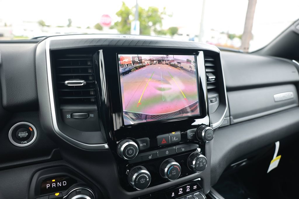 New 2026 RAM 1500 4x4 Crew Cab image 19