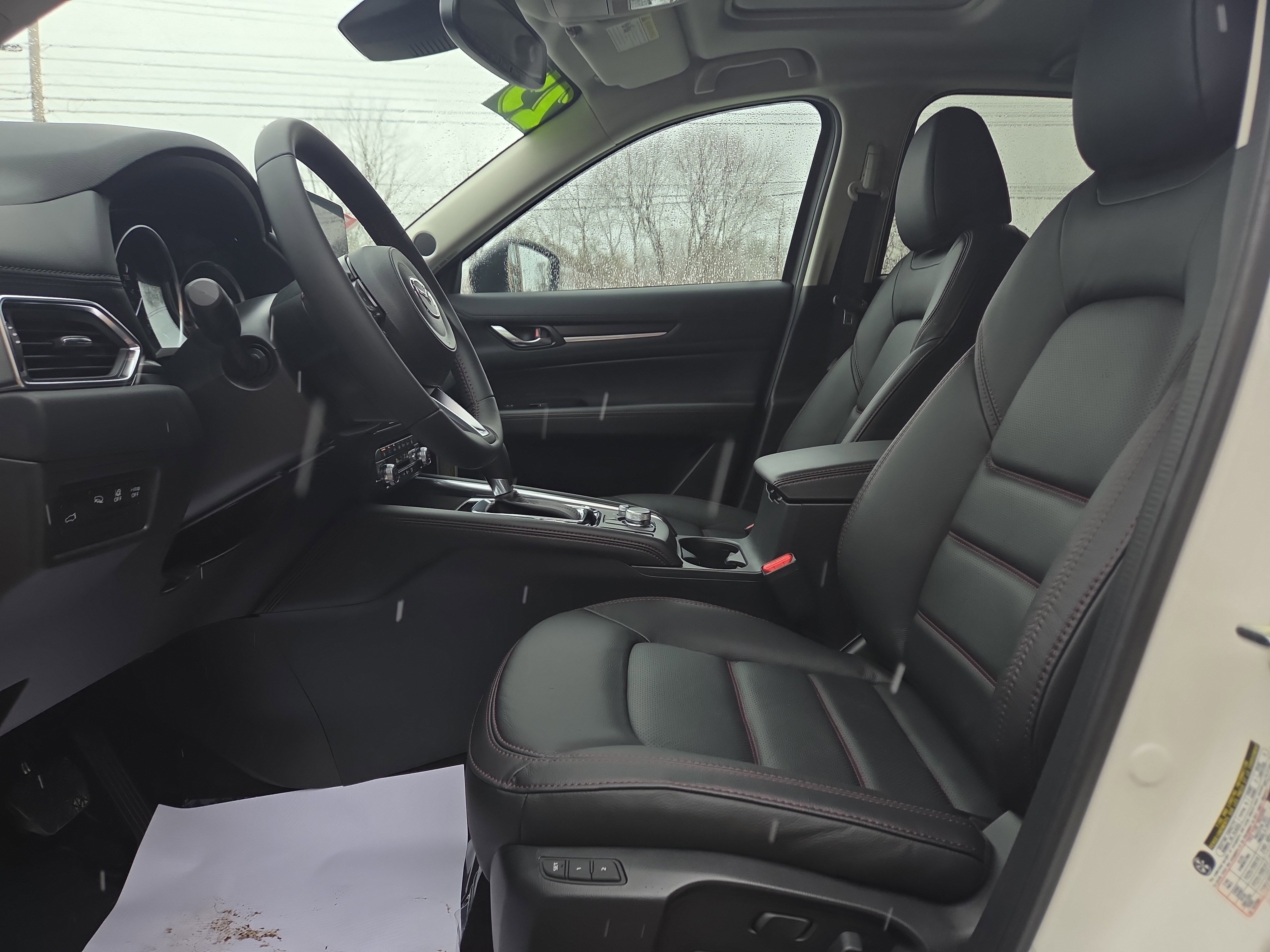 New 2025 MAZDA CX-5 Carbon Edition image 12