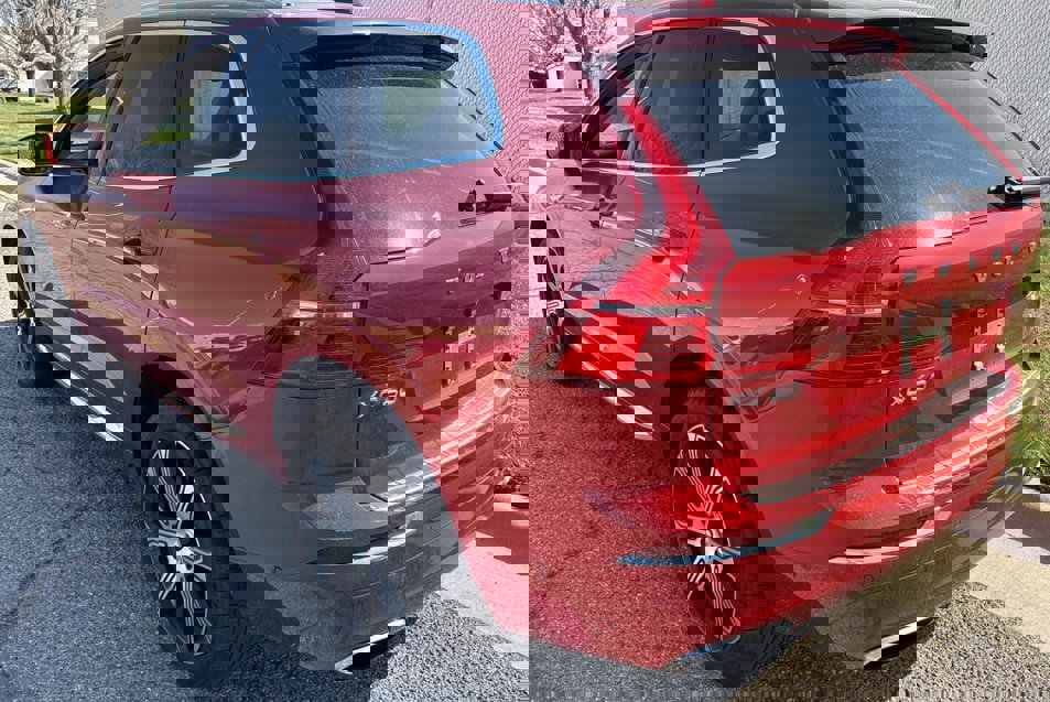 Used 2019 Volvo XC60 T6 Inscription w/ Protection Package Premier image 5