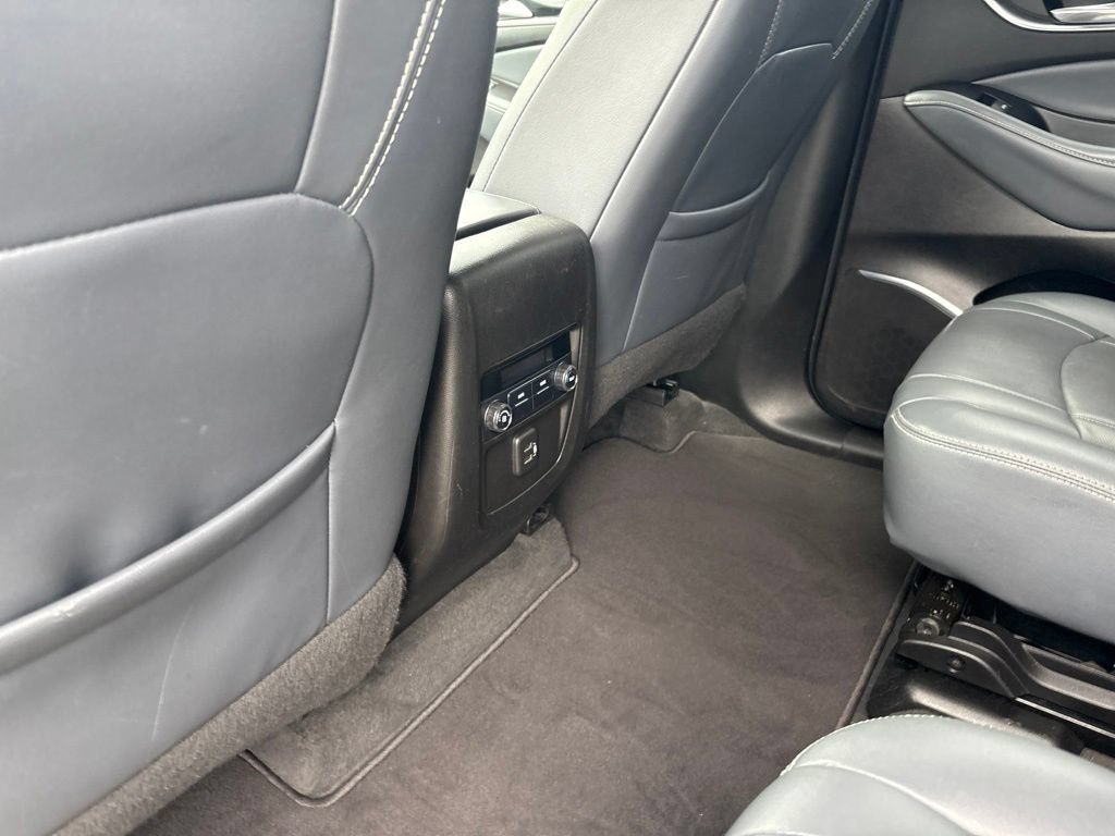 Used 2019 Buick Enclave Essence FWD image 25