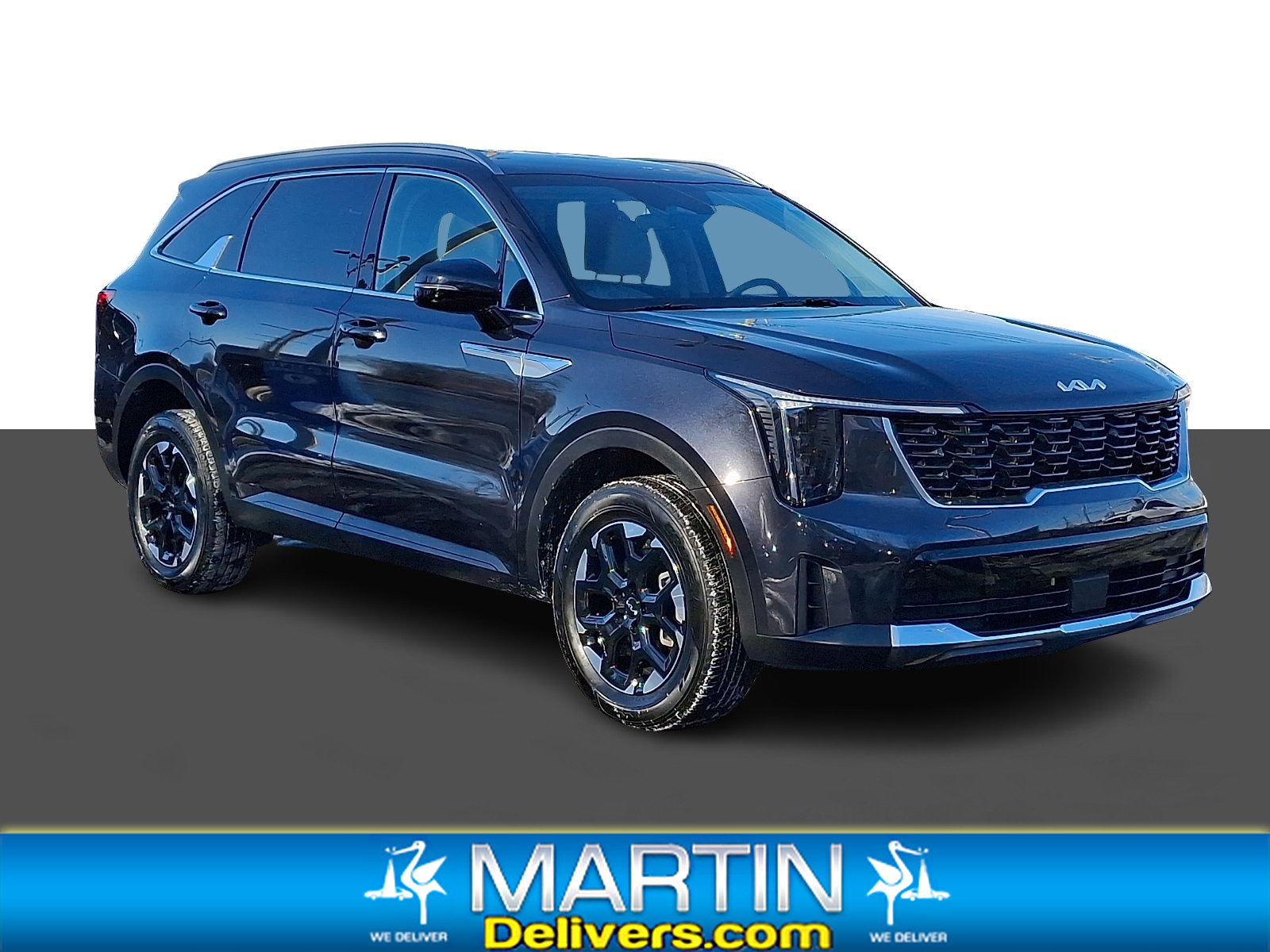 Certified 2025 Kia Sorento S image 1