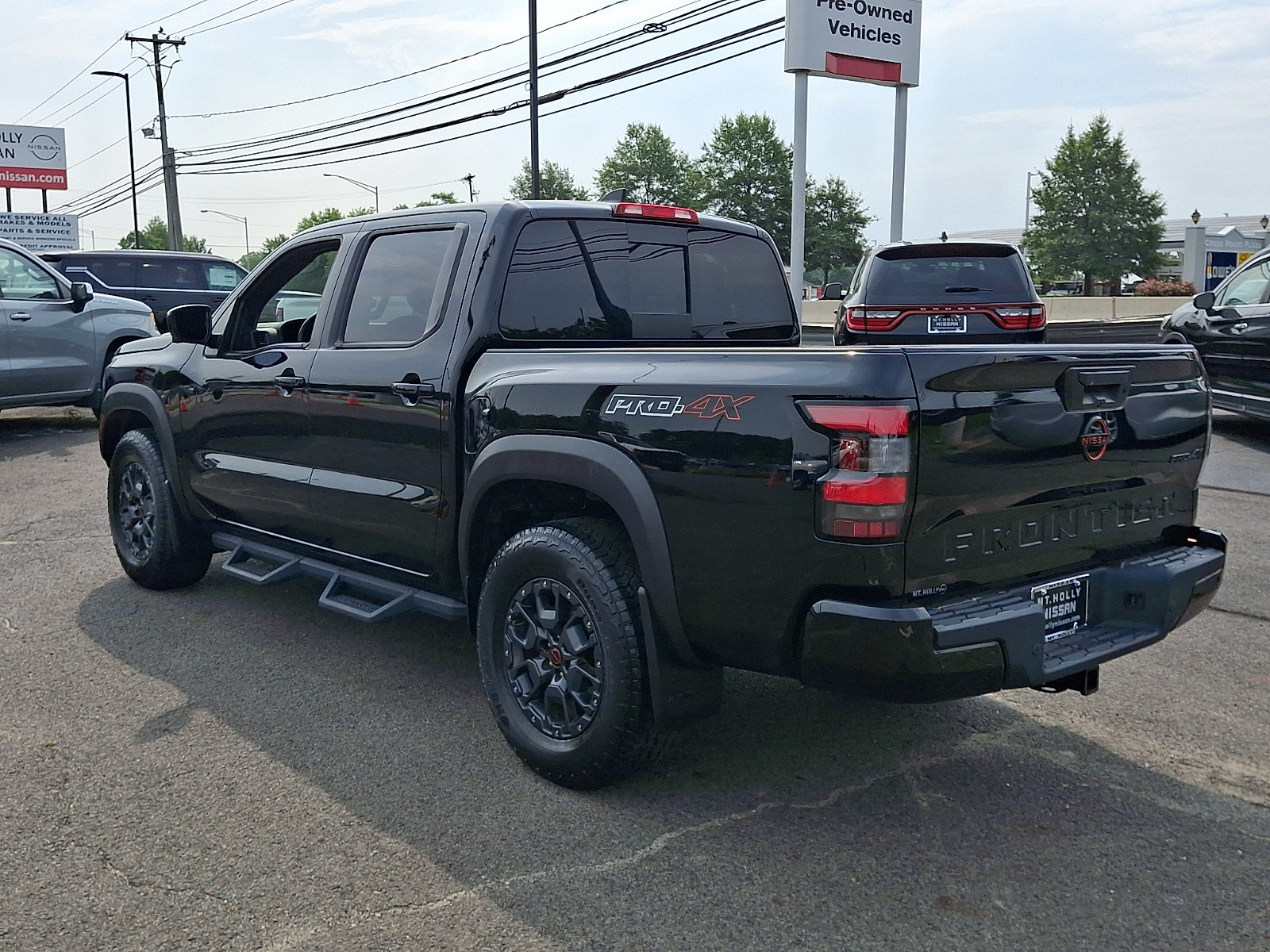 Certified 2023 Nissan Frontier PRO-4X w/ Pro-4X Premium Package AWD/4WD image 5