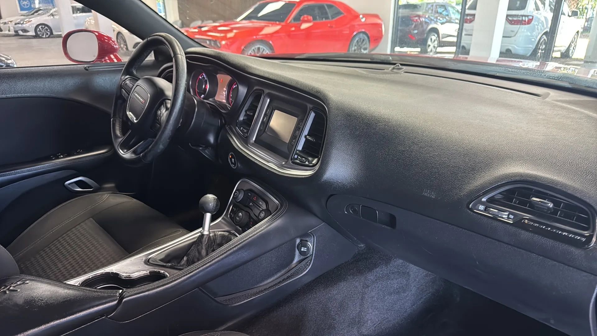 Used 2015 Dodge Challenger R/T w/ Quick Order Package 22B R/T RWD image 9