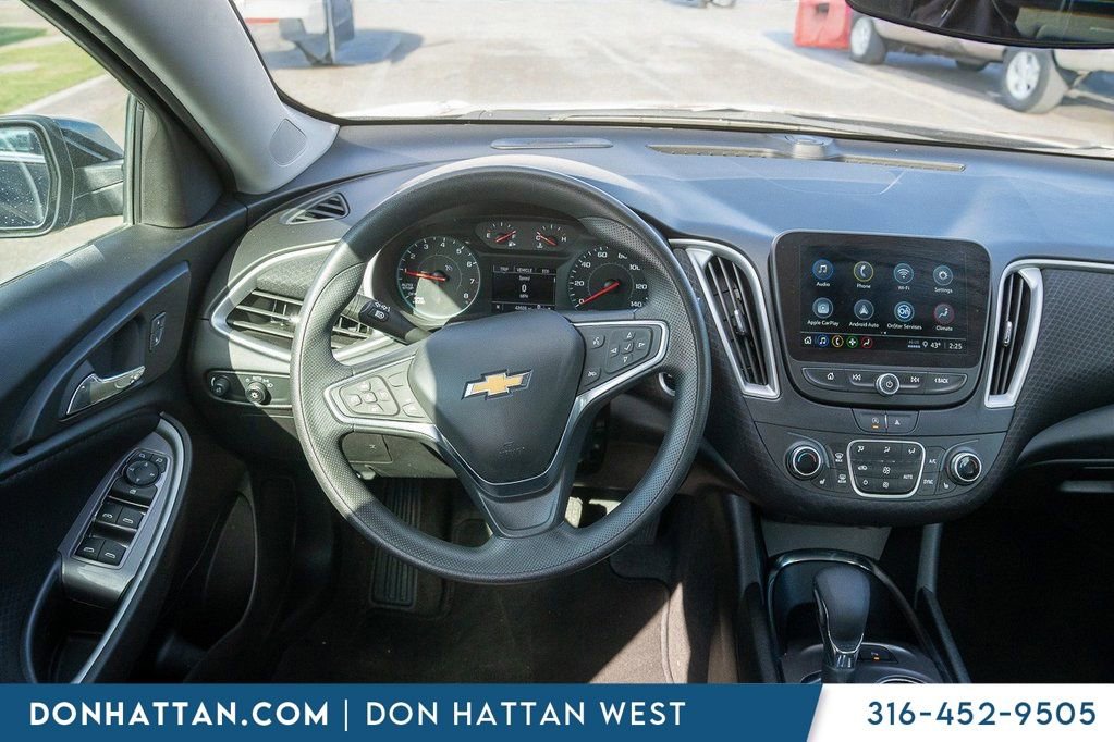 Used 2024 Chevrolet Malibu LT image 5