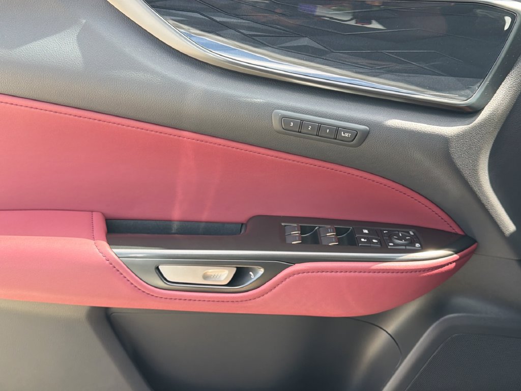 Certified 2025 Lexus NX 350h AWD w/ Accessory Package (Z2) image 29