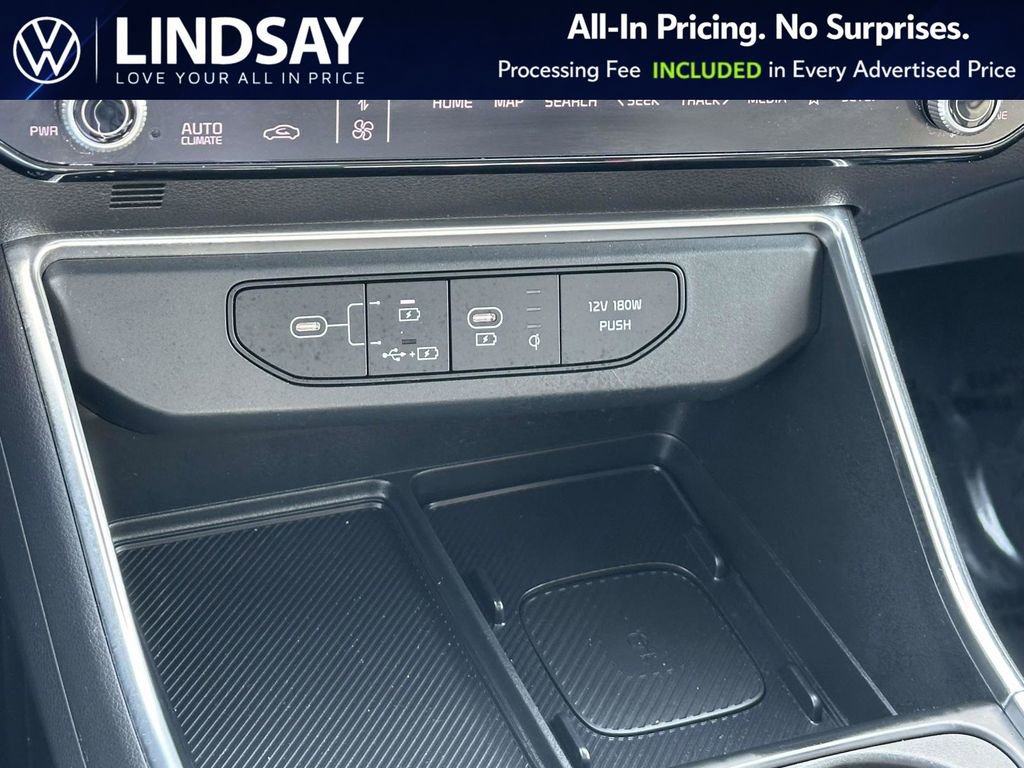 Used 2025 Kia Carnival SX FWD image 20