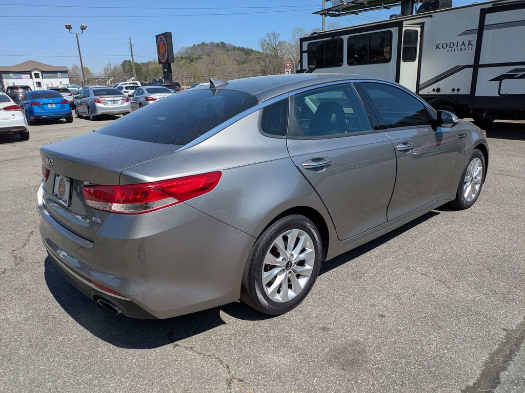 Used 2018 Kia Optima EX image 4