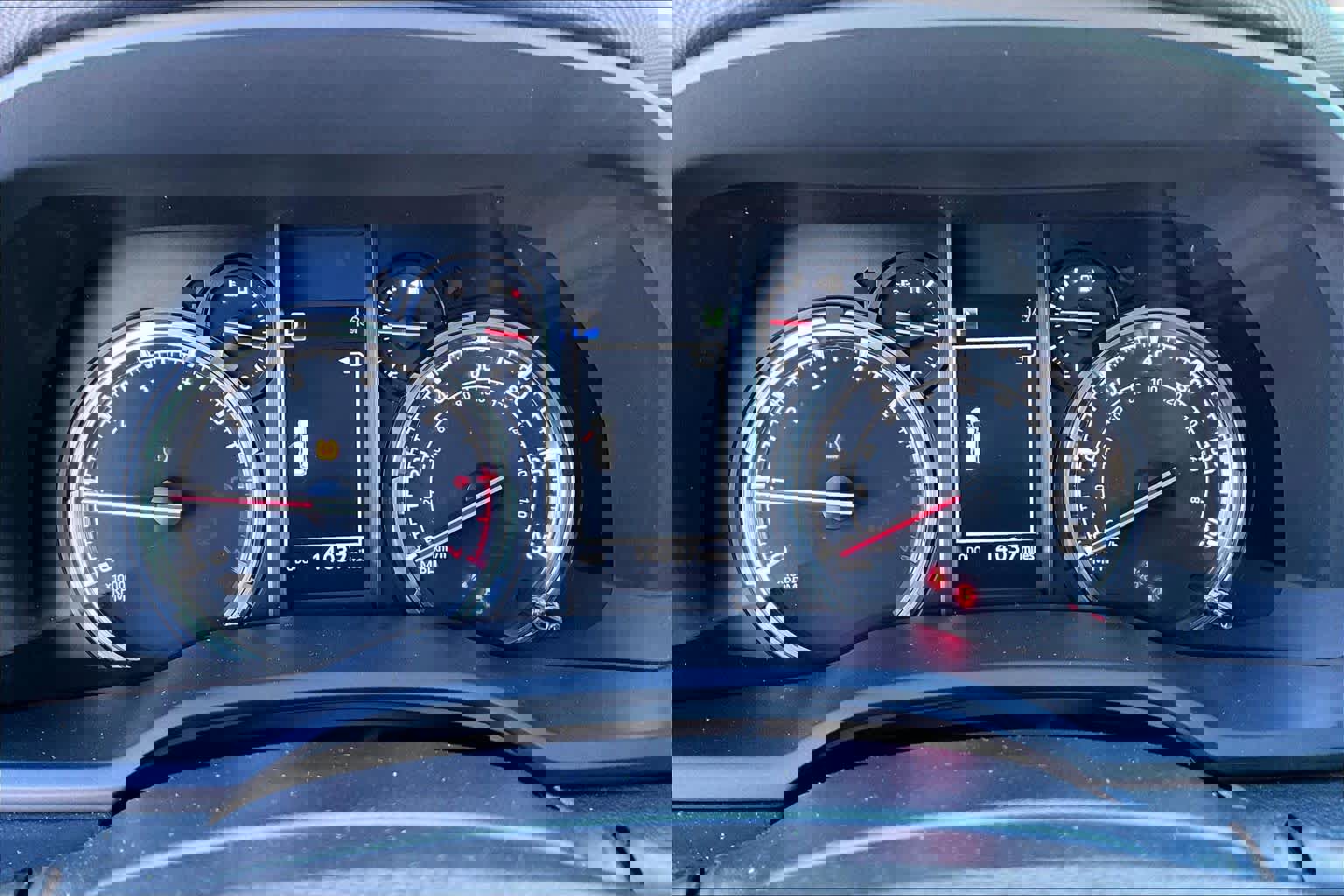 Certified 2024 Toyota 4Runner TRD Off-Road Premium image 25