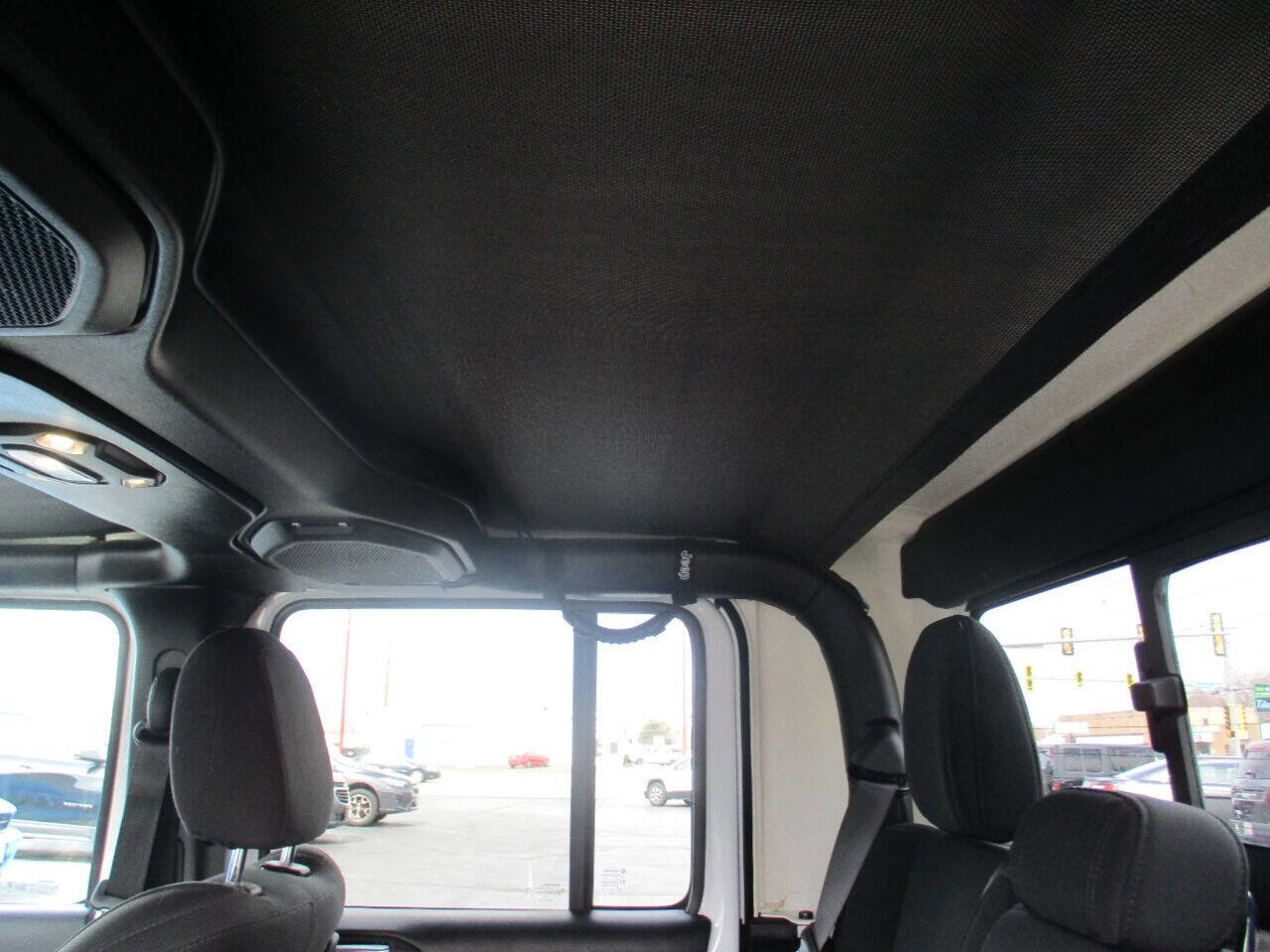 Used 2020 Jeep Gladiator Rubicon image 15
