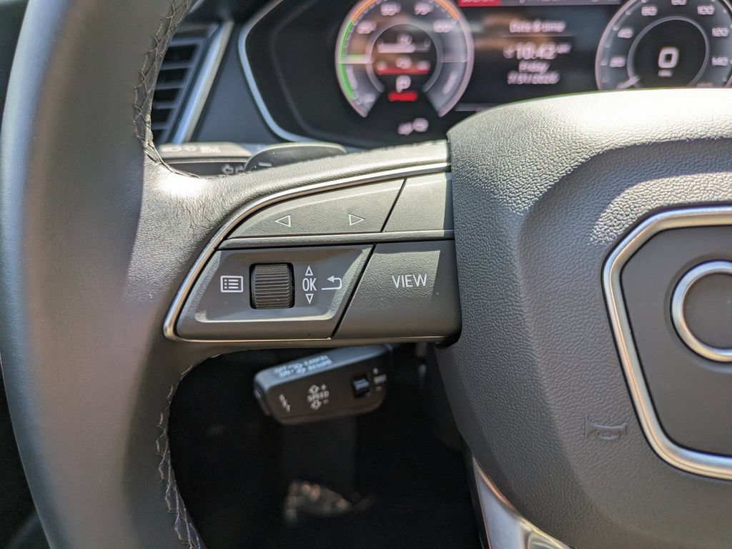 Used 2025 Audi Q5 e Premium Plus w/ Premium Plus Package AWD/4WD image 22