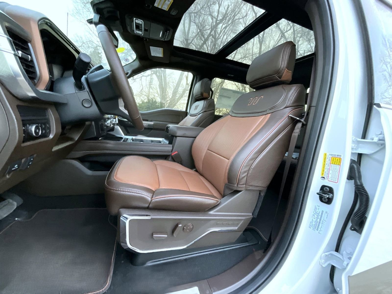 New 2026 Ford F450 King Ranch w/ FX4 Off-Road Package image 11