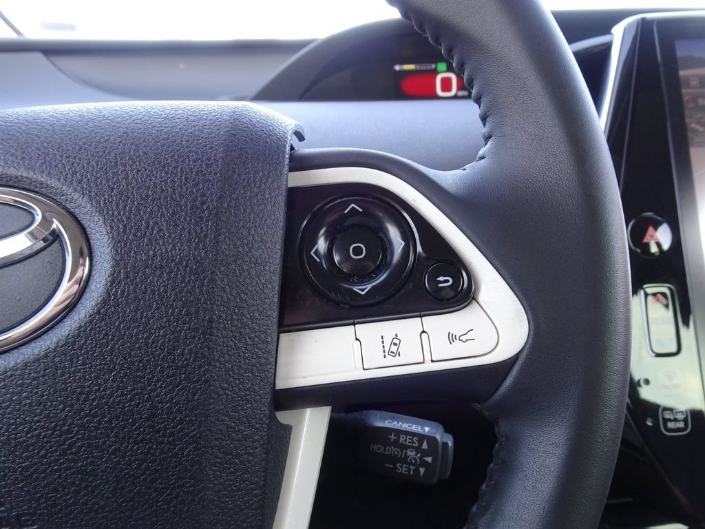 Used 2018 Toyota Prius Four Touring FWD image 22
