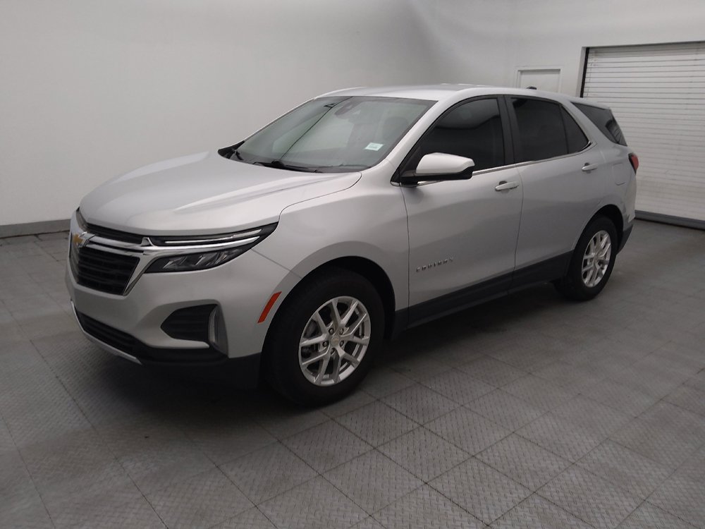 Used 2022 Chevrolet Equinox LT FWD image 2