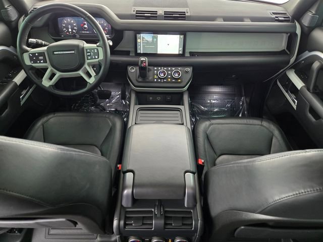 Used 2020 Land Rover Defender 110 HSE AWD/4WD image 4