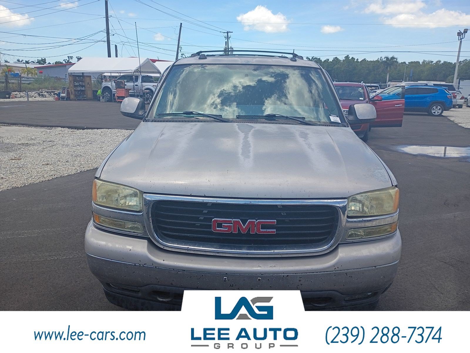Used 2005 GMC Yukon SLT w/ SLT Preferred Equipment Group AWD/4WD image 1
