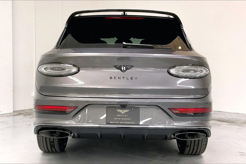 New 2026 Bentley Bentayga Speed image 5