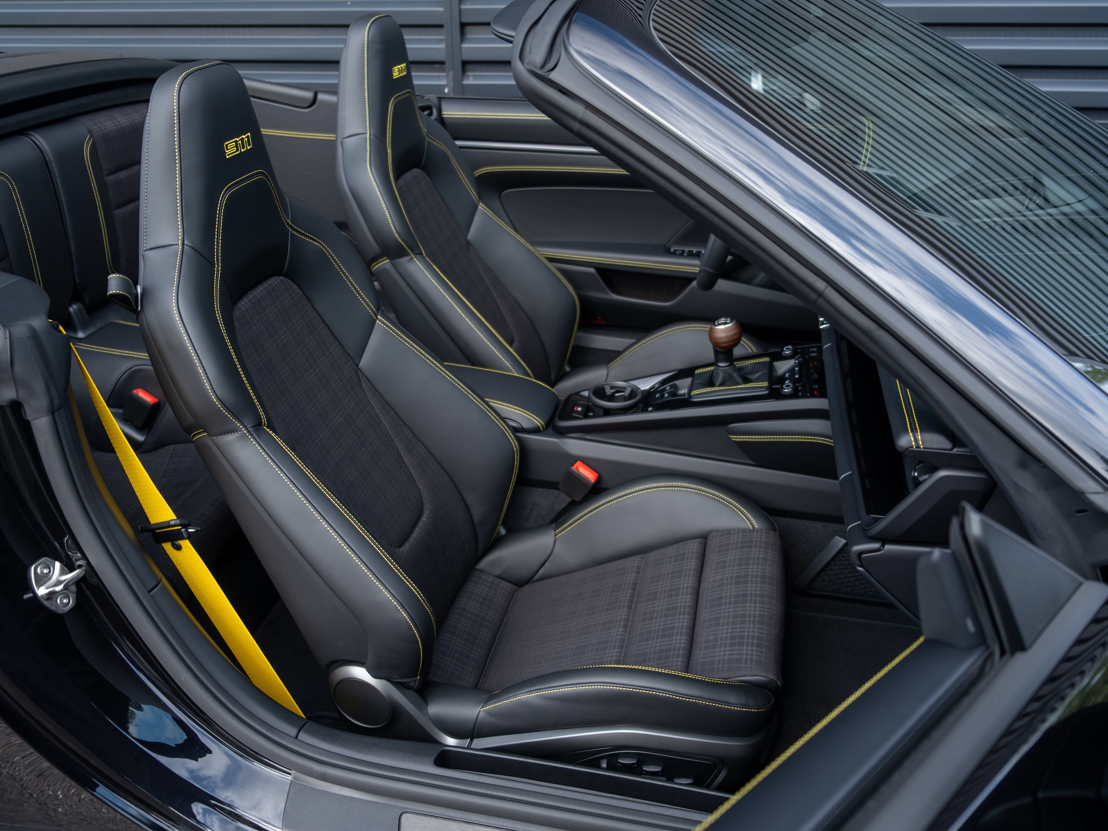 New 2026 Porsche 911 Carrera T RWD image 46