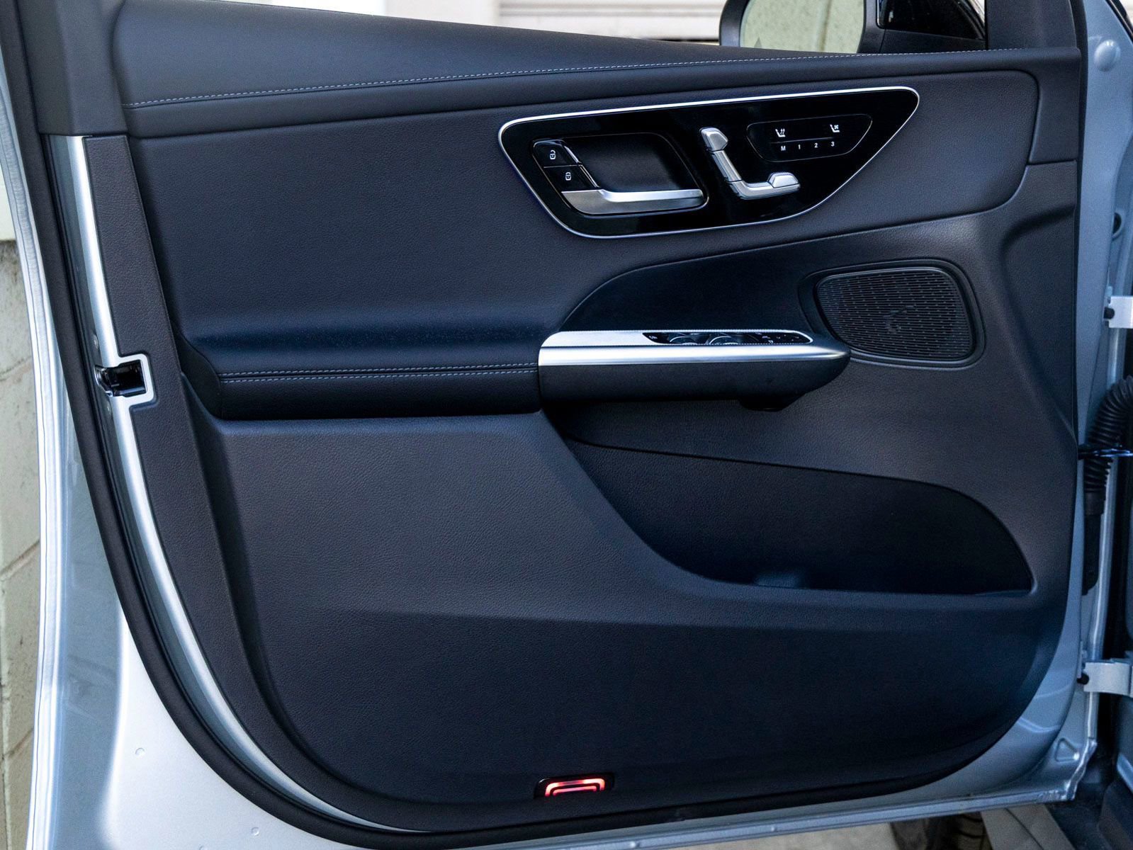 New 2026 Mercedes-Benz GLC 300 image 12