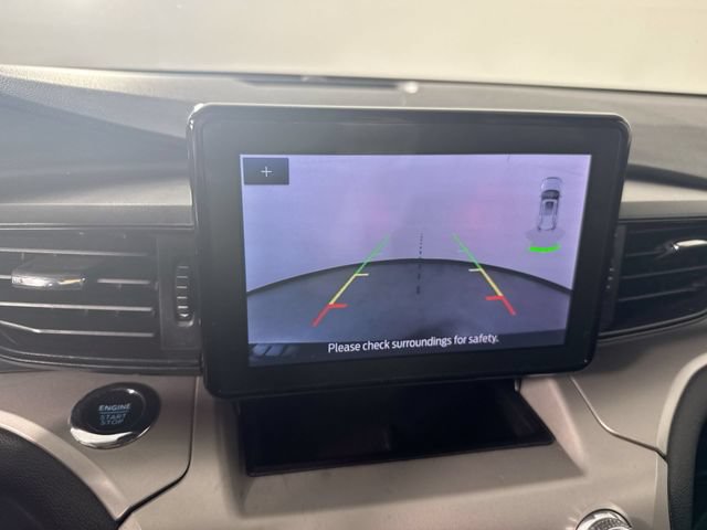 Used 2024 Ford Explorer XLT w/ Class IV Trailer Tow Package AWD/4WD image 8