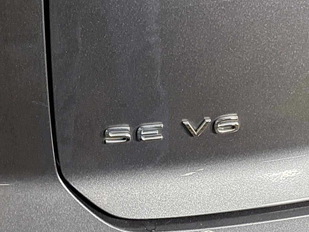 Certified 2021 Volkswagen Atlas Cross Sport SE w/ Panoramic Sunroof Package image 24