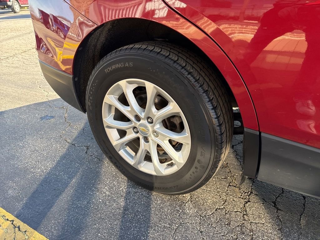 Used 2018 Chevrolet Equinox LT image 14