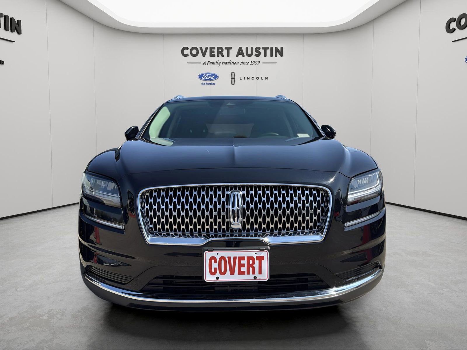 Used 2023 Lincoln Nautilus FWD w/ Premium Package image 1
