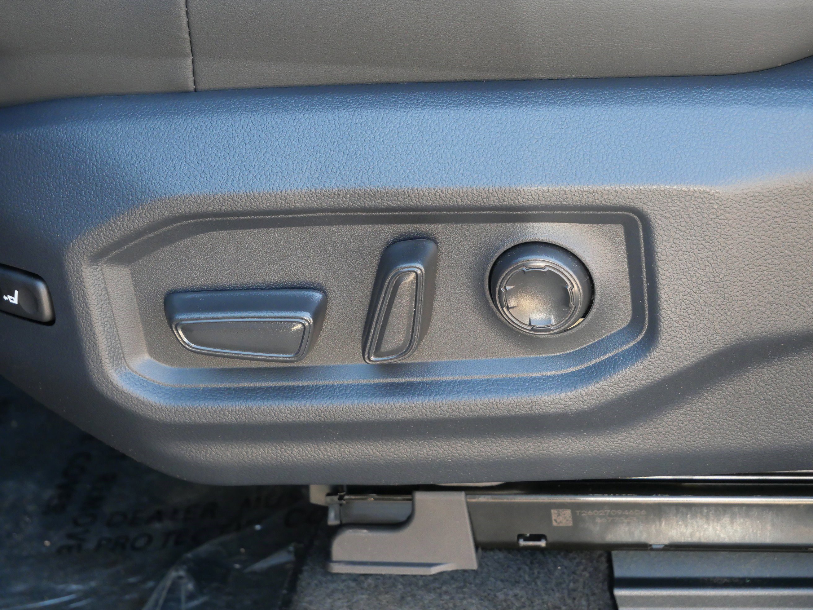 New 2026 Toyota Sequoia Platinum image 7