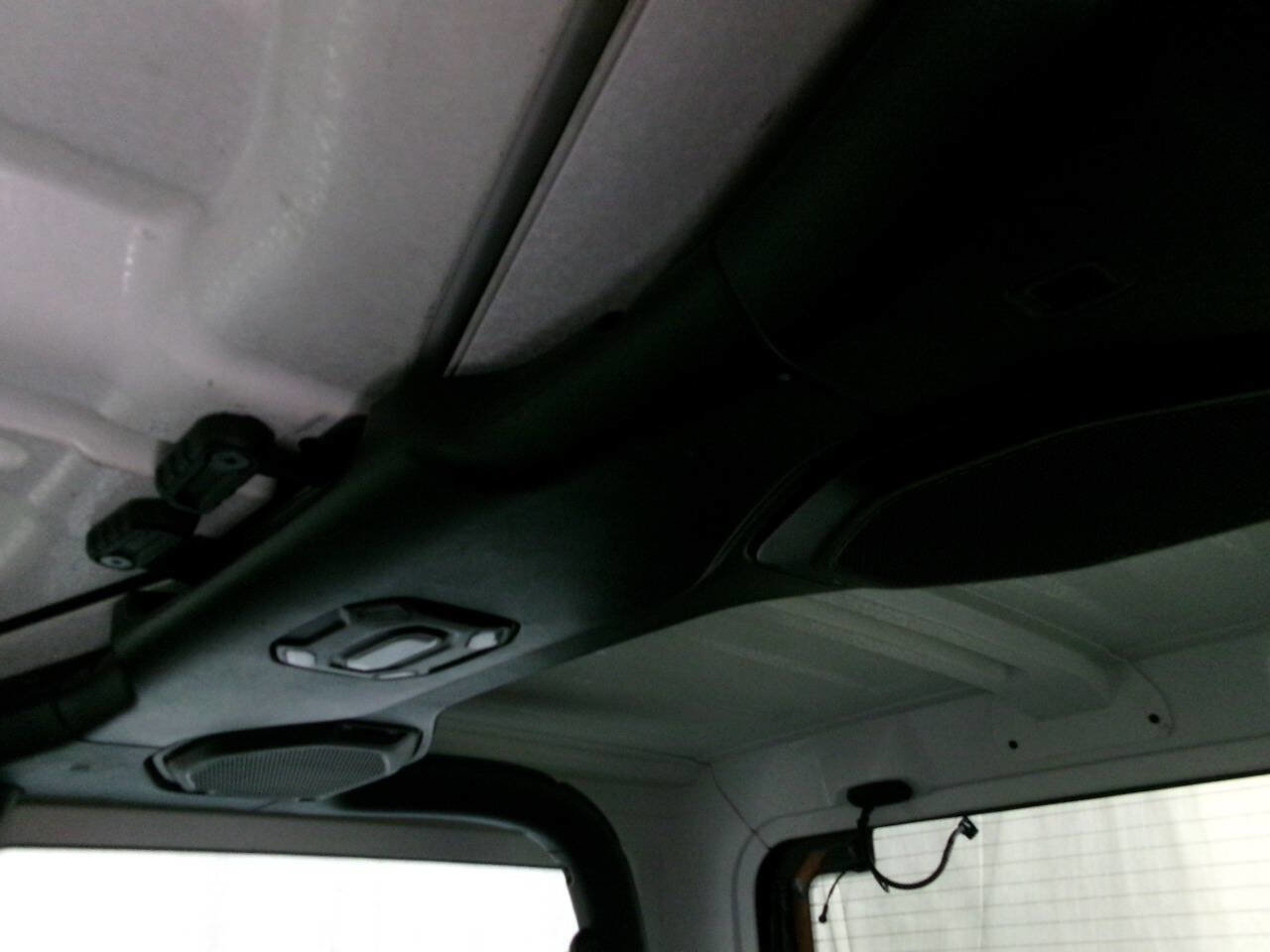 Used 2021 Jeep Wrangler Sport image 16