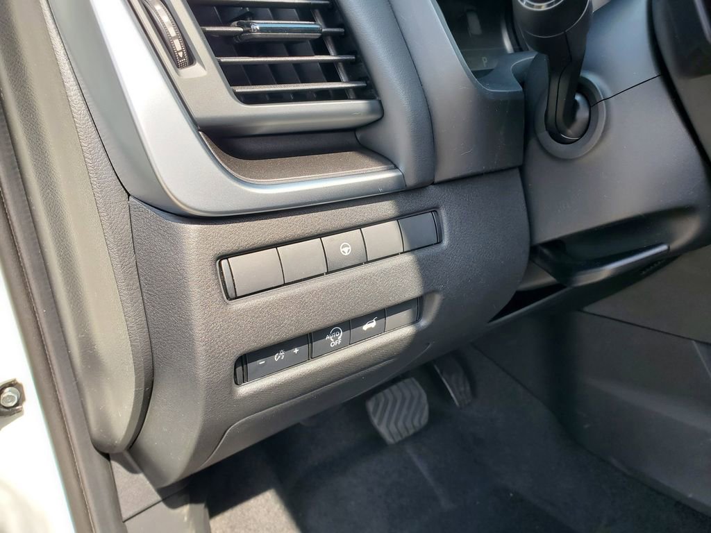 New 2026 Nissan Rogue SV AWD/4WD image 20