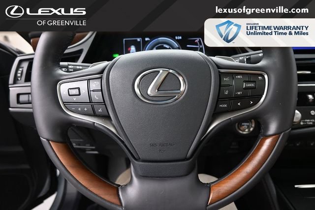 Used 2024 Lexus ES 300h w/ Accessory Package (Z1) FWD image 12