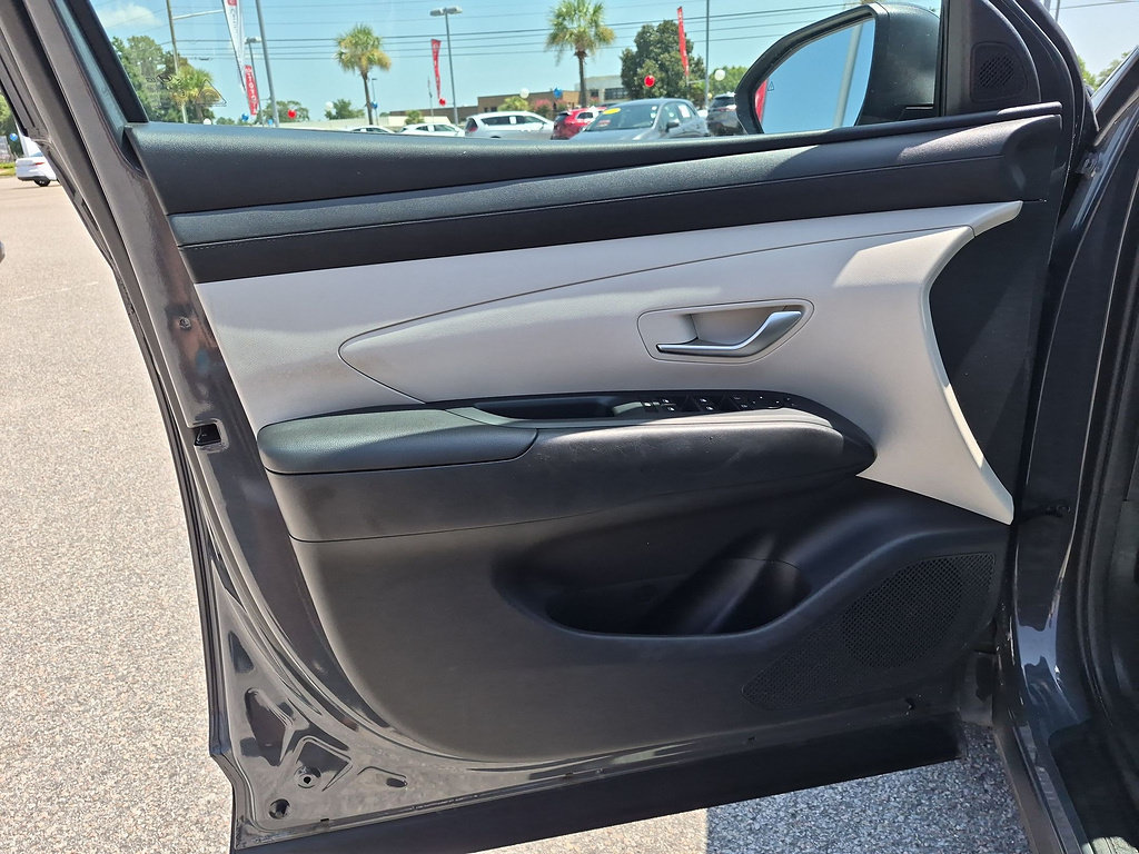 Used 2025 Hyundai Tucson SEL FWD image 12