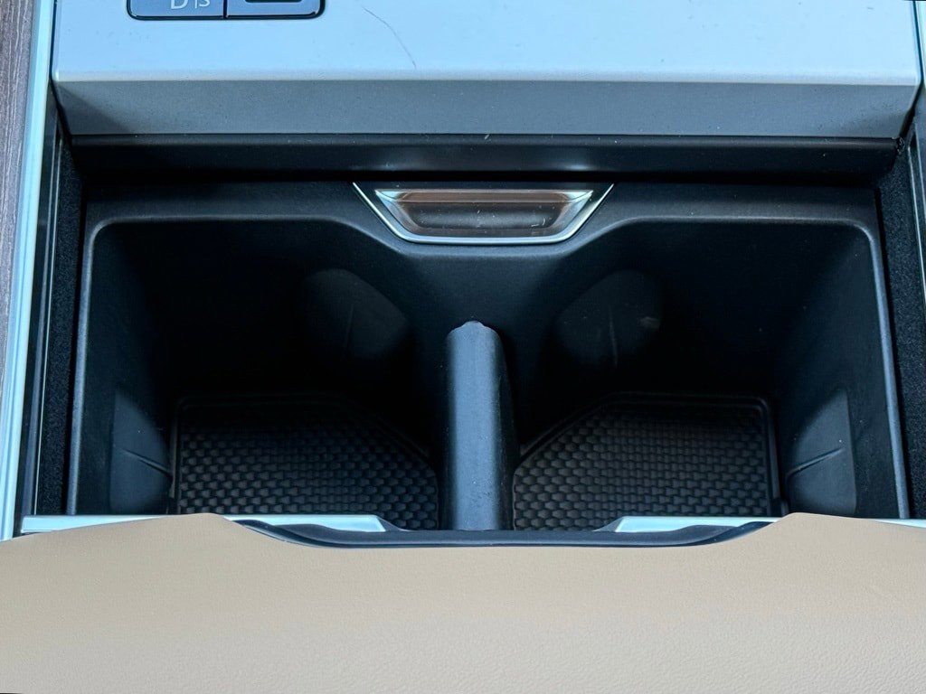 New 2025 Land Rover Range Rover SE image 20