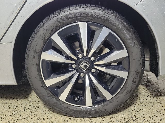 Used 2022 Honda Civic EX-L image 8