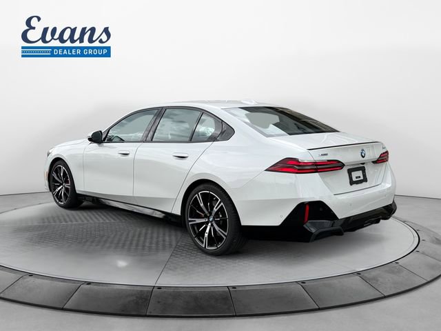Used 2024 BMW 540i xDrive w/ Premium Package AWD/4WD image 4