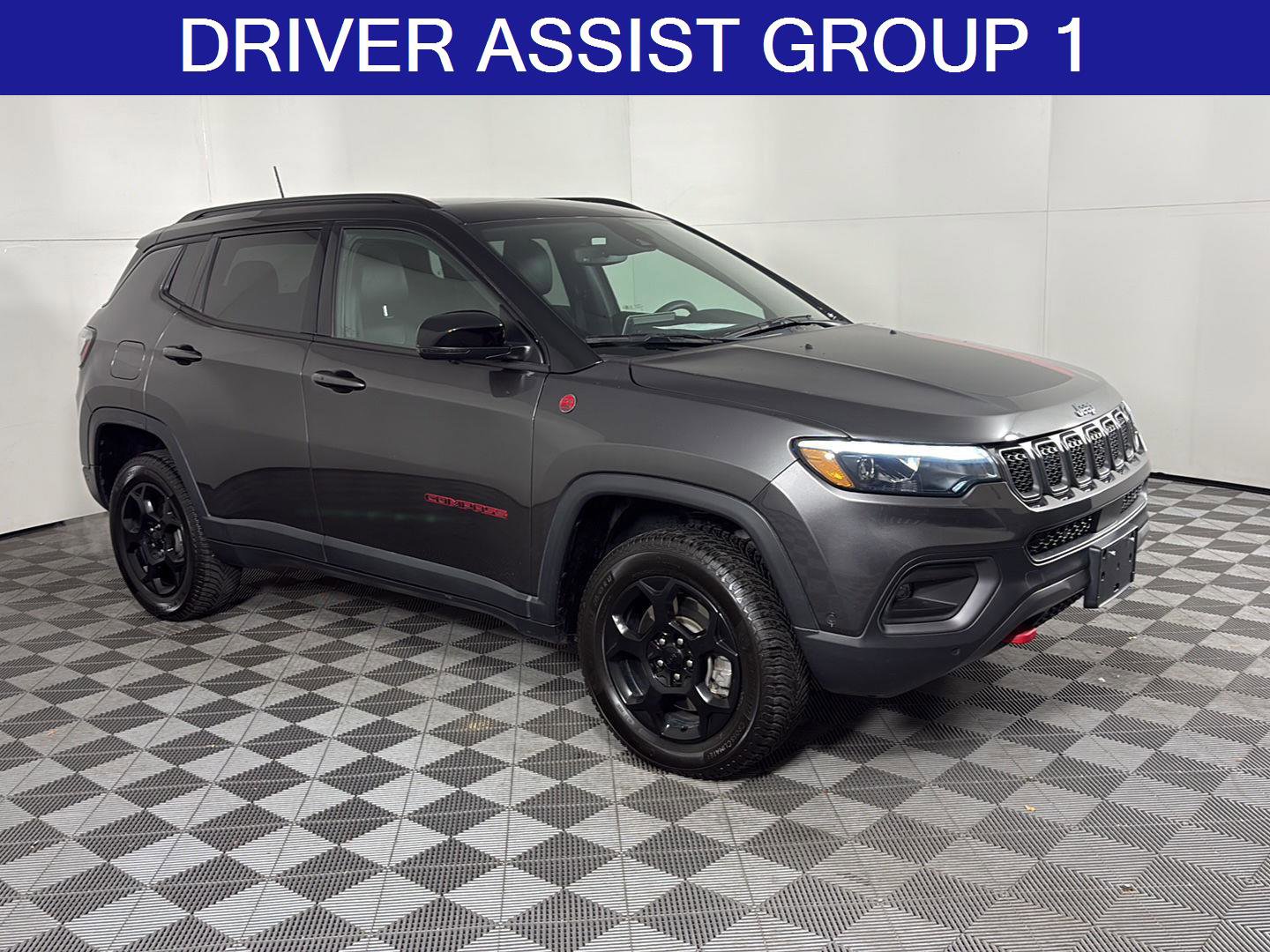 Used 2023 Jeep Compass Trailhawk w/ Trailhawk Elite Group image 2
