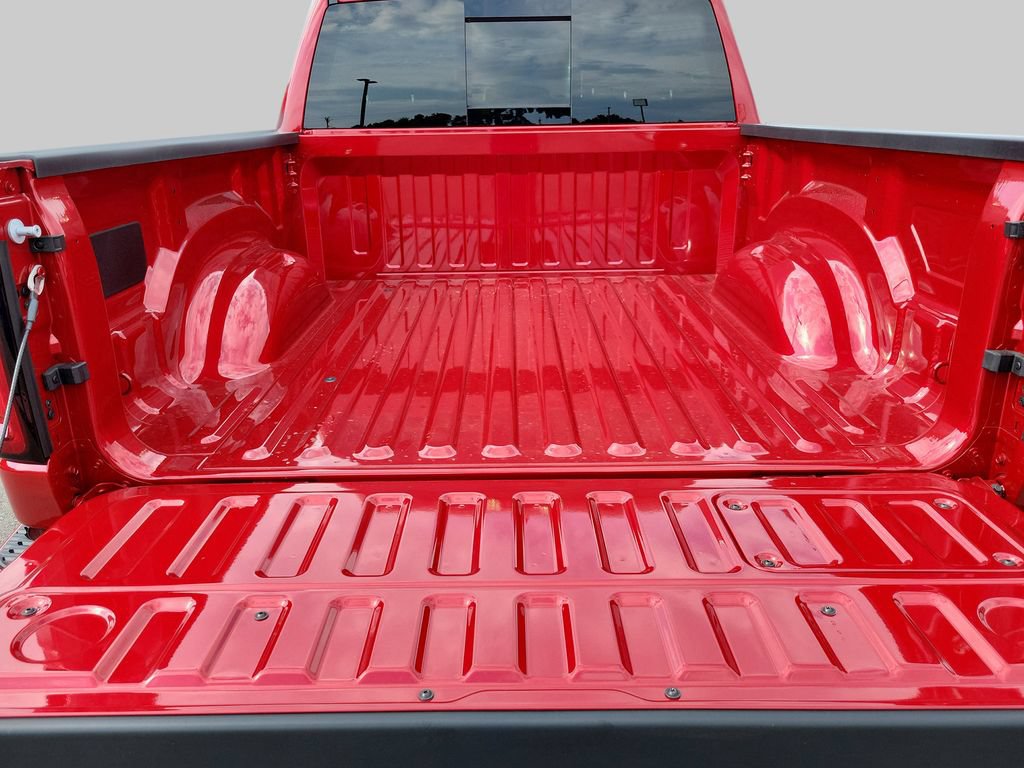 New 2026 RAM 1500 Laramie w/ Night Edition AWD/4WD image 32