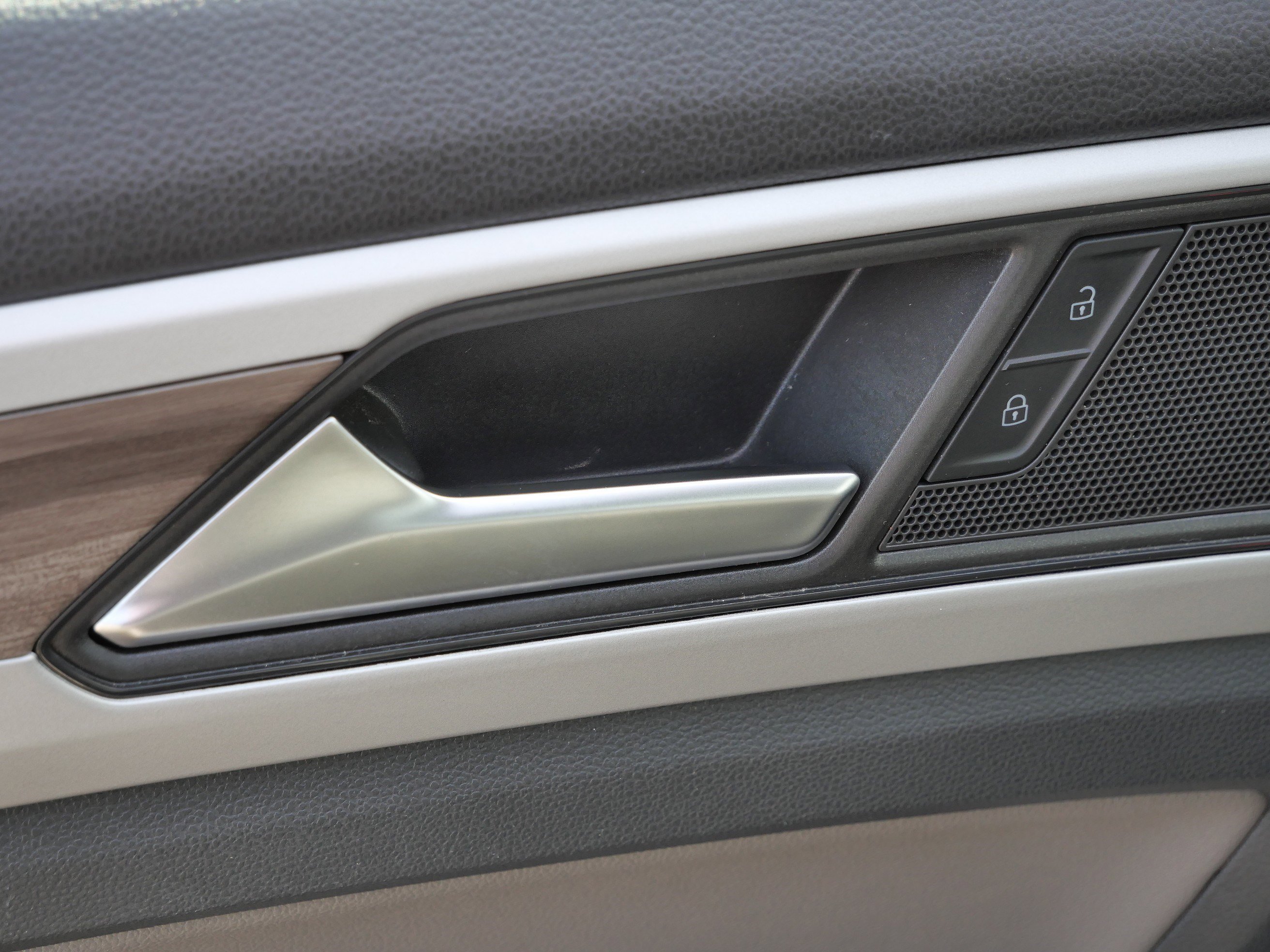 Certified 2023 Volkswagen Atlas SEL AWD/4WD image 20