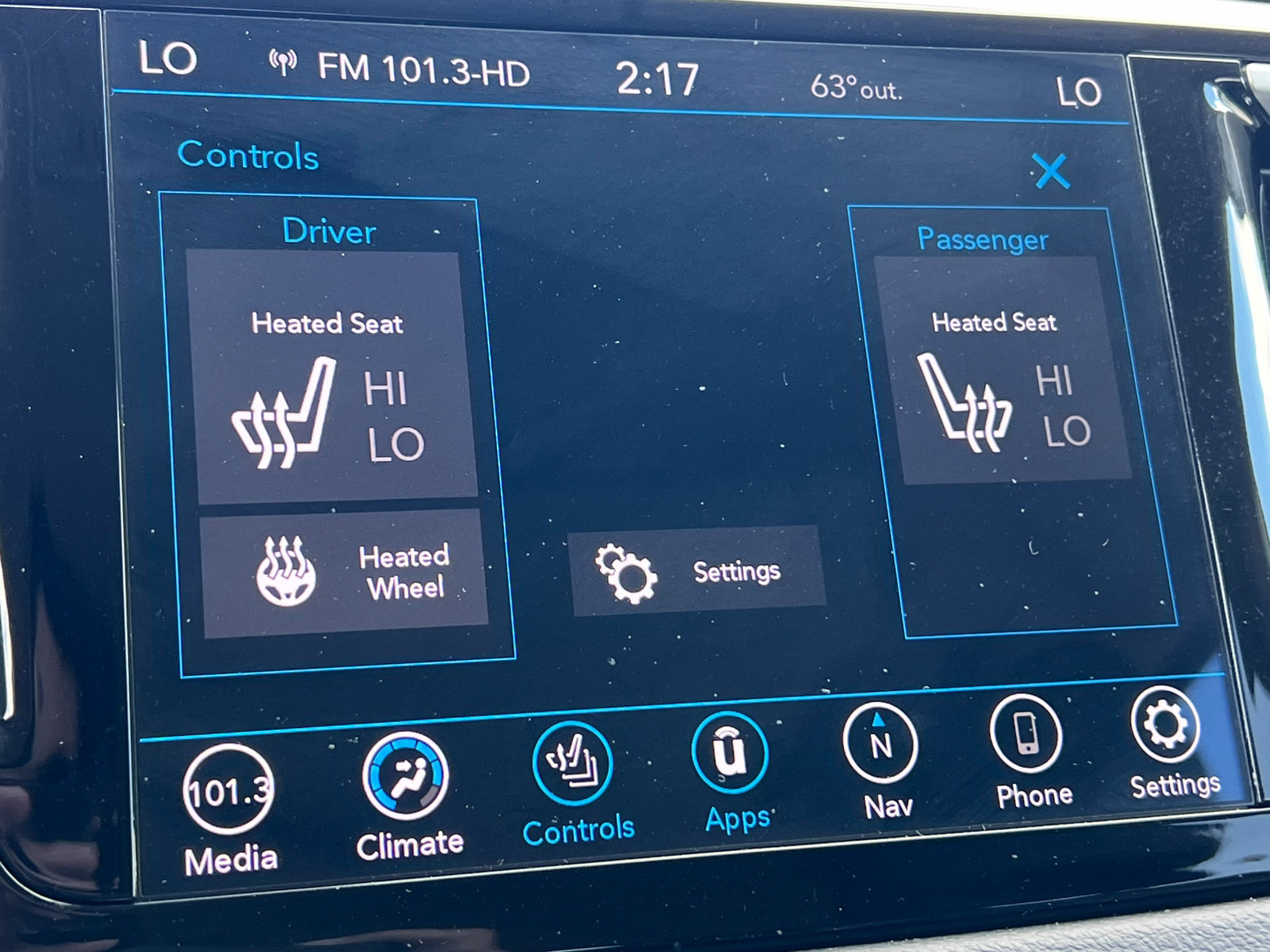 Used 2020 Chrysler Pacifica Touring-L Plus FWD image 29